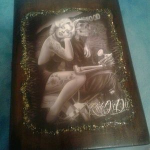 Meet your Posher, Edith